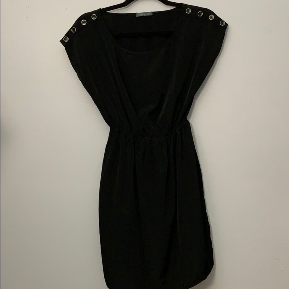 Simple black dress 🖤